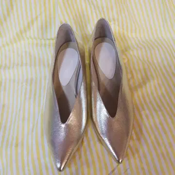 르 탈론 골드 스틸레토 펌프스 힐 약 5cm