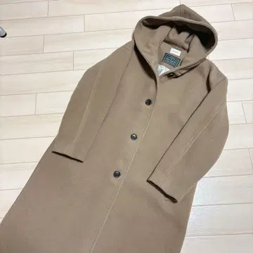 LOWRYSFARM 메리노 에어 후드 부착 코트