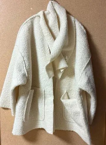 [ 새상품 ] 보아 소재 리버서블 노카라 자켓 머플러 포함 3L