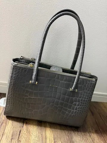 FURLA 훌라 핸드백 악어 엠보싱 그레이