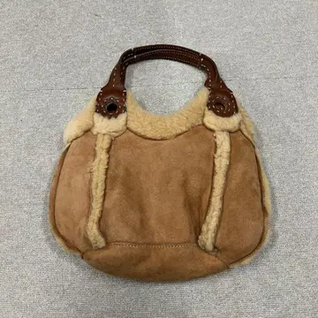 겐텐 무스탕 백 핸드백