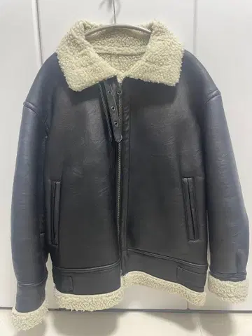 LOWRYSFARM 가죽 무스탕 코트 블랙