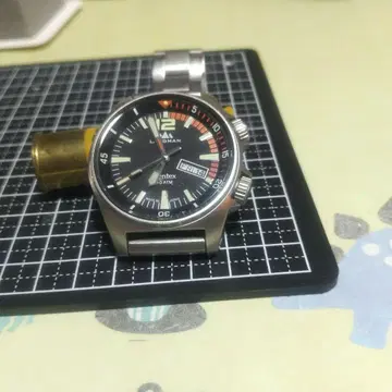 남성용 손목시계 케 kentex 랜드맨 가동 중