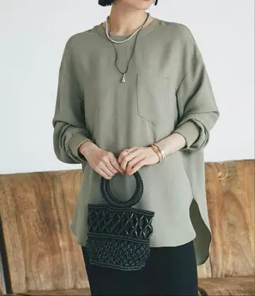 RIVE DROITE 리브 드와 조젯 포켓 블라우스 긴팔