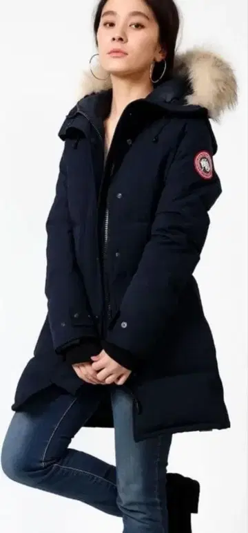CANADA GOOSE 다운 자켓 블랙 xxs 사이즈