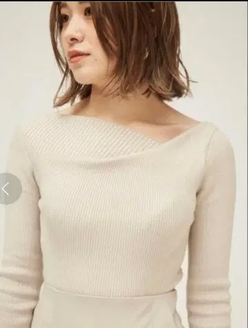 드레이프 데콜테 리브 니트 fray i.d 프레이 아이디