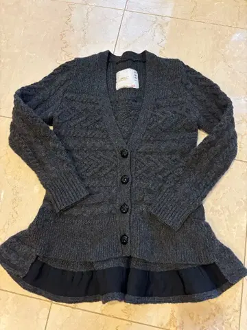 사카이 다크 그레이 케이블 니트 가디건