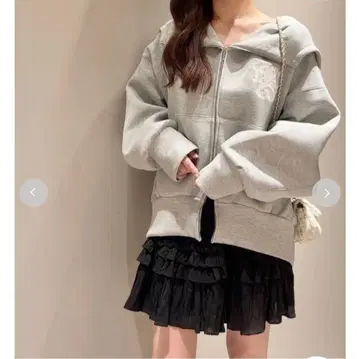 snidel 볼륨 후드티