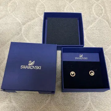 Swarovski 크리스탈 귀걸이