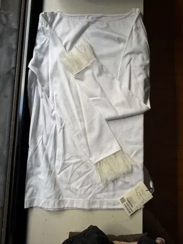 택 포함 새상품 서드 매거진 소매 레이스 셔츠