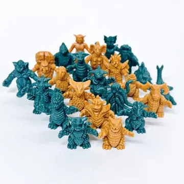 울트라맨 괴수 지우개 안티큐 23체 복각