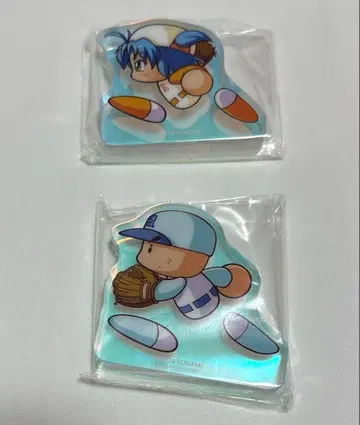 아크릴 피규어 컬렉션