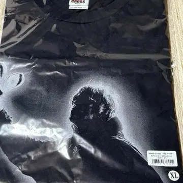 리암 갤러거 네브워스 22 마라카스 티셔츠 XL 사이즈 네이비 색상