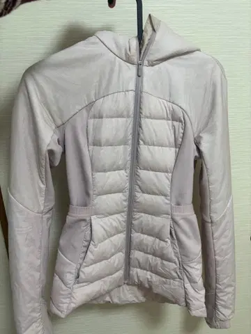 룰루레몬 라이트 핑크 다운 자켓 사이즈 0