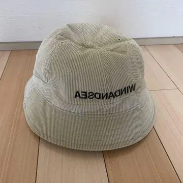 윈드앤씨 코듀로이 햇 베이지
