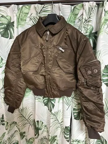 브라운 MA-1 플라이트 자켓