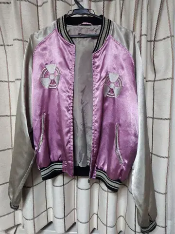 락 브랜드 lemonade hide museum 한정판 자수 스카잔