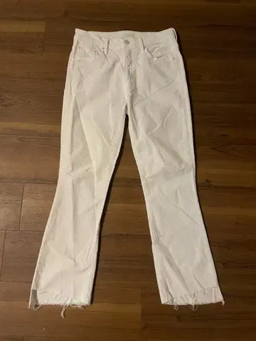 MOTHER 화이트 insider crop 데님 27