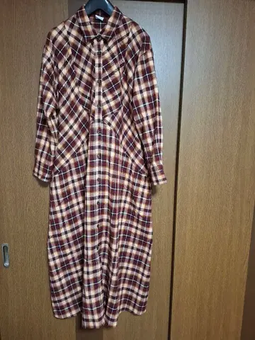 어반 리서치 도어스 플란넬 롱 원피스