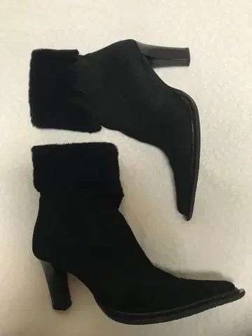 블랙 스웨이드 숏부츠 지퍼 달린 39