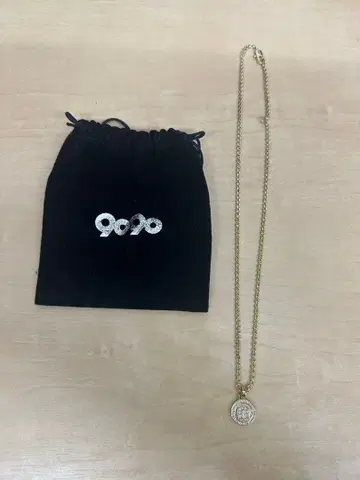 9090 목걸이