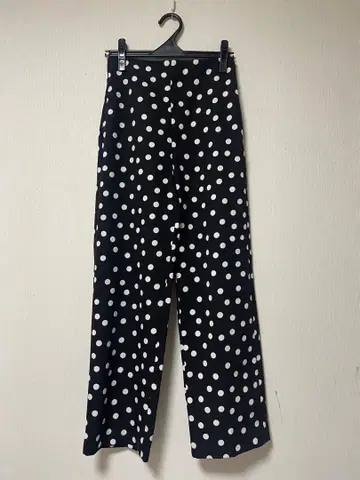 유나이티드 애로우즈 도트 무늬 팬츠