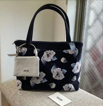FEILER 로랑생 네이비 핸드백