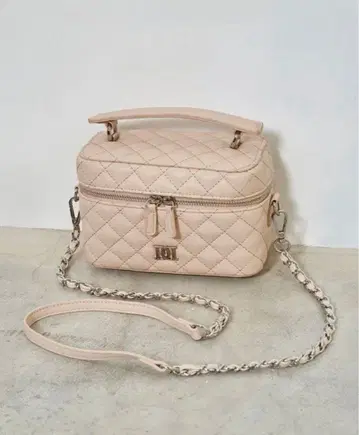 다리치 퀼팅 숄더 미니백