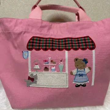 파밀리아 몬테메일 토트백