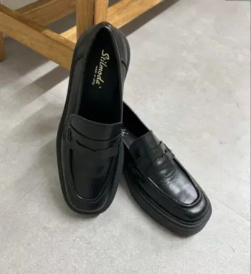 mystic STILMODA 통굽 로퍼