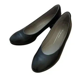 [ 컨디션 최상 ] ecco 가죽 블록힐 펌프스 청키힐 천연 가죽