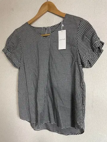 [ 새상품 ] anysis 반팔 티셔츠