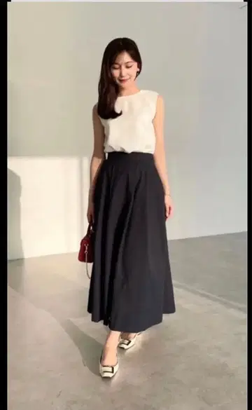 하루히로인 새상품 네이비 플레어 스커트 사이즈 F