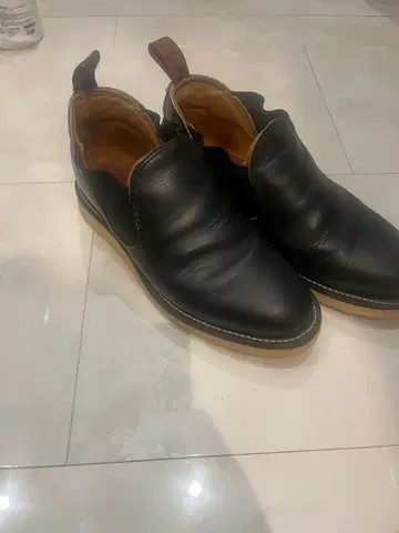 레드윙 블랙 가죽 사이드 고어 부츠