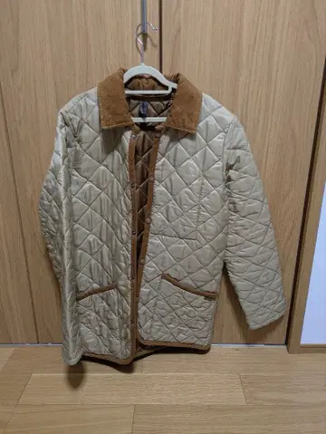 LAVENHAM 퀼팅 자켓 베이지 사이즈 36 ( M 사이즈 상당 )