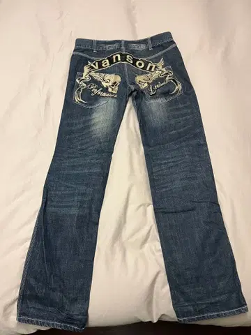 vanson 스컬 자수 스트레이트 데님