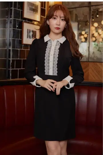 하립투 새상품 완판템 Odette Lace Mini Dress