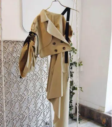 SHIROMA 트렌치코트 사이토 아스카 착용