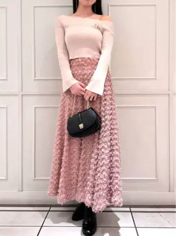 스나이델 완판템 자카드 프릴 스커트 미사용 새상품