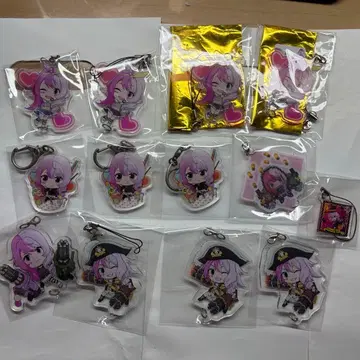 메구메구 아크릴 키링 묶음 판매 컴퍼스