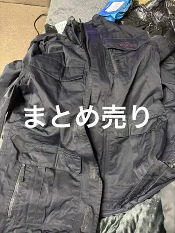 구제 의류 5벌 묶음 판매 별도 판매 가능합니다.