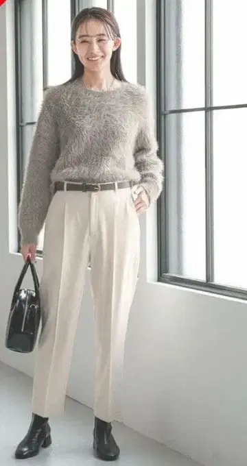 [ 새상품 ] 따뜻한 아름다운 실루엣 프리미엄 슬림 스트레이트 S 사이즈