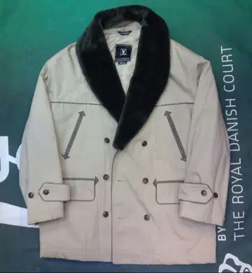 더블 브레스트 자켓, 퍼 카라 부착, PLAYBOY 브랜드의 M 사이즈