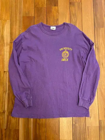 신존 아메리카나 콜라보 칼리지 로고 프린트 긴팔 T셔츠