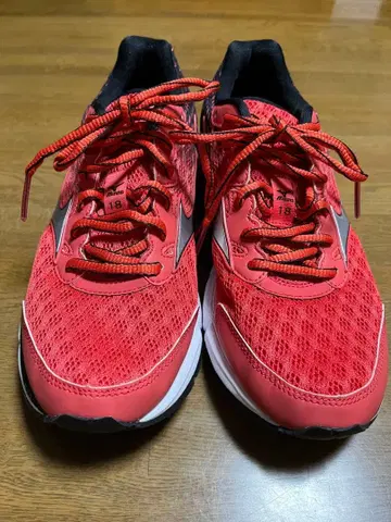 미즈노 러닝화 24.5