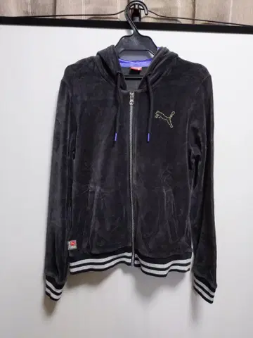 Puma 후드 부착 후드티 블랙 반짝이