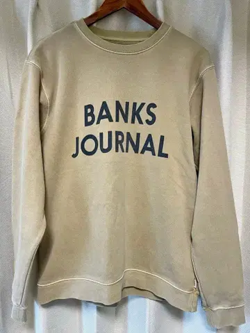 BANKS JOURNAL 베이지 크루넥 맨투맨 M 사이즈