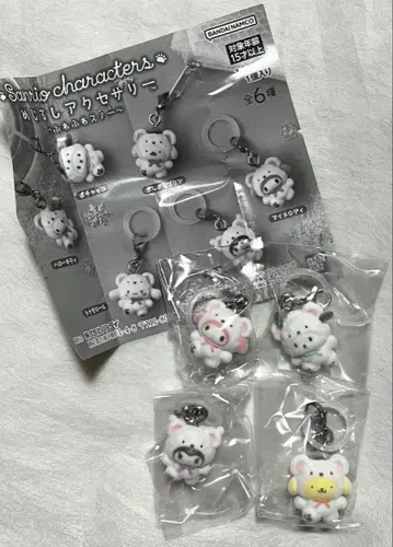 산리오 메지루시 액세서리 폭신폭신 스노우 가챠
