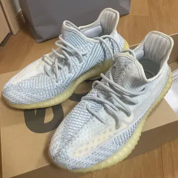 Yeezy Boost 350 V2 화이트/블루