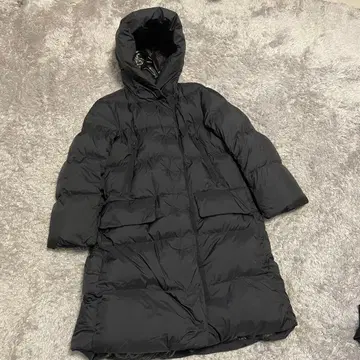유니클로 플러스 J 질 샌더 다운 코트 사이즈 S 블랙